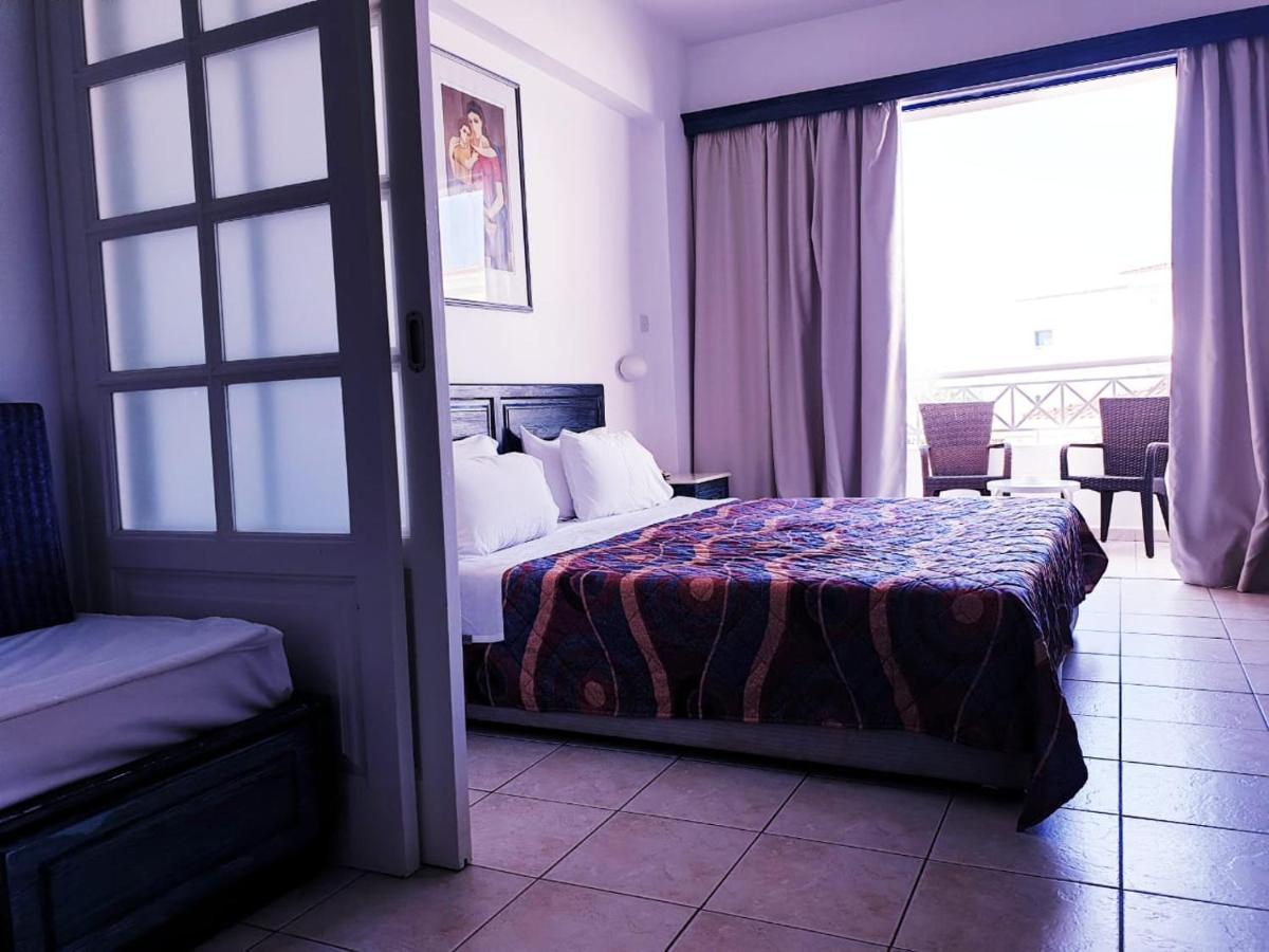 Sea Base Holiday Apartments Χλώρακα Εξωτερικό φωτογραφία